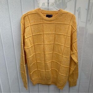 Roundtree & Yorke Mustard Yellow Crewneck Sweater Men’s